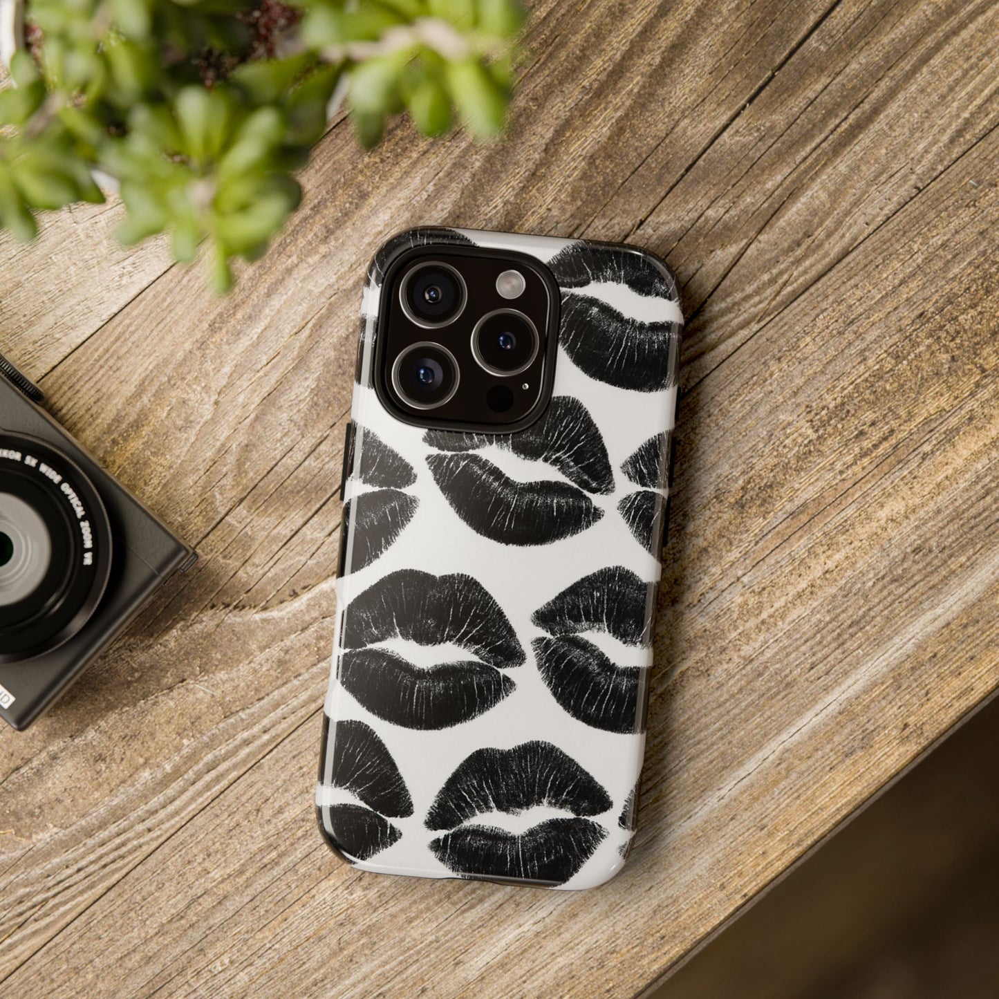 Black Kiss Phone Case